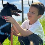 Pinscher Mischling Coke, 04/2022, ca. 38 cm
